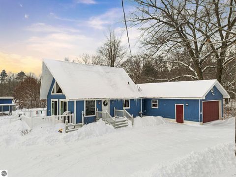 Tiny photo for 9131 W Jennings Road, Lake City, MI 49651 (MLS # 1941818)
