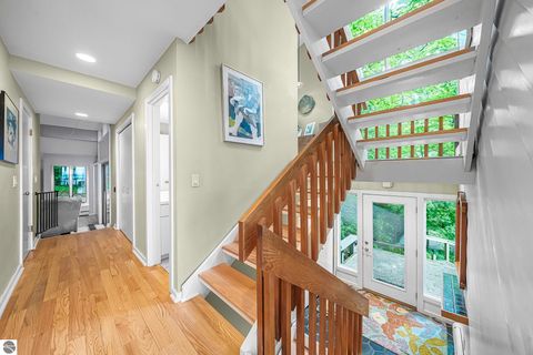 Tiny photo for 3058 Ishpeming Trail, Traverse City, MI 49686 (MLS # 1946782)