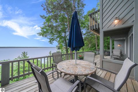 Photo of 3058 Ishpeming Trail, Traverse City, MI 49686 (MLS # 1946782)