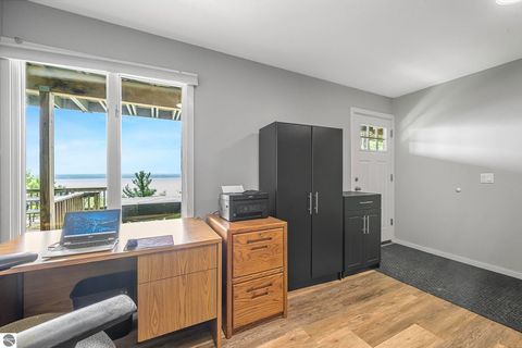 Tiny photo for 3058 Ishpeming Trail, Traverse City, MI 49686 (MLS # 1946782)