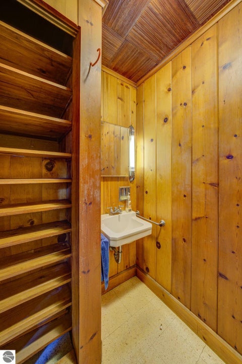 Tiny photo for 11111 S W Bayshore Drive, Traverse City, MI 49684 (MLS # 1948059)