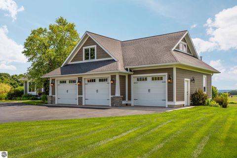 Tiny photo for 8208 Underwood Ridge, Traverse City, MI 49686 (MLS # 1948562)