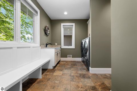 Tiny photo for 8208 Underwood Ridge, Traverse City, MI 49686 (MLS # 1948562)