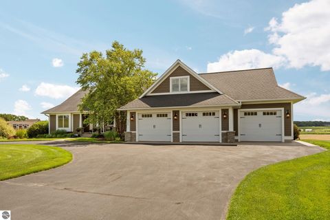 Tiny photo for 8208 Underwood Ridge, Traverse City, MI 49686 (MLS # 1948562)