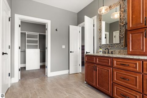 Tiny photo for 8208 Underwood Ridge, Traverse City, MI 49686 (MLS # 1948562)