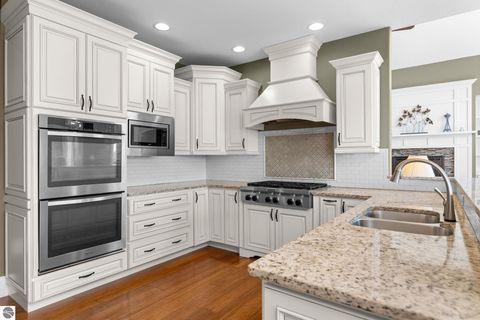 Tiny photo for 8208 Underwood Ridge, Traverse City, MI 49686 (MLS # 1948562)