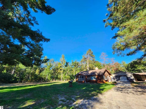 Tiny photo for 5810 E Esmond Road, Hale, MI 48739 (MLS # 1951270)