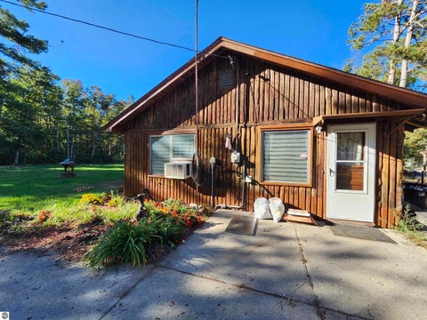 Tiny photo for 5810 E Esmond Road, Hale, MI 48739 (MLS # 1951270)