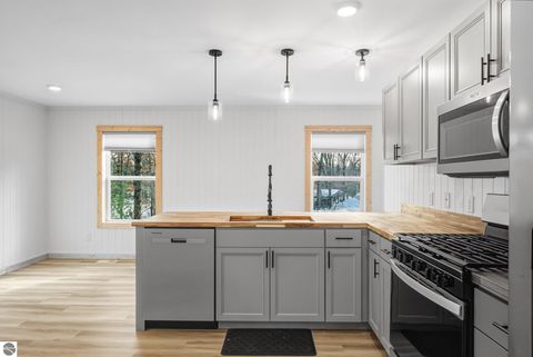 Tiny photo for 17432 Jennifer Drive, Wellston, MI 49689 (MLS # 1942321)