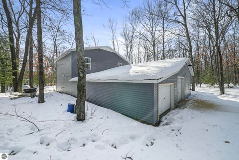 Tiny photo for 17432 Jennifer Drive, Wellston, MI 49689 (MLS # 1942321)