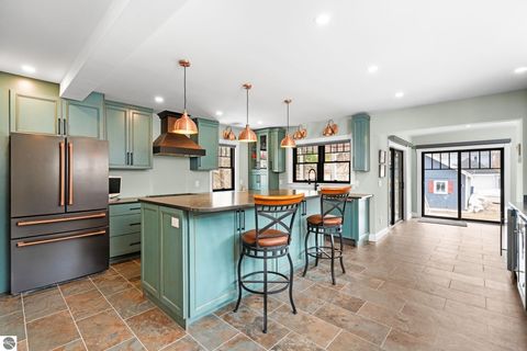 Tiny photo for 525 Fifth Street, Traverse City, MI 49684 (MLS # 1943483)