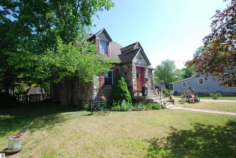 Tiny photo for 135 Carpenter Street, West Branch, MI 48661 (MLS # 1947269)