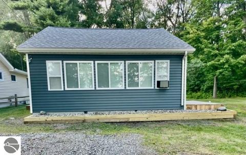 Photo of 399 N Huron Rd, Au Gres, MI 48703 (MLS # 1945121)