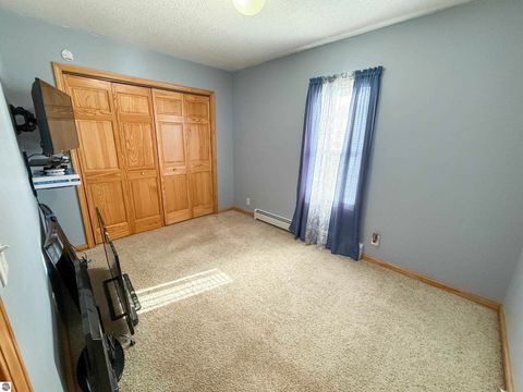 Tiny photo for 512 S Grover Avenue, Alma, MI 48801 (MLS # 1941660)