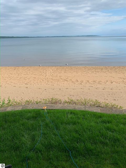 Tiny photo for 1941 US-31 N #15, Traverse City, MI 49686 (MLS # 1942817)