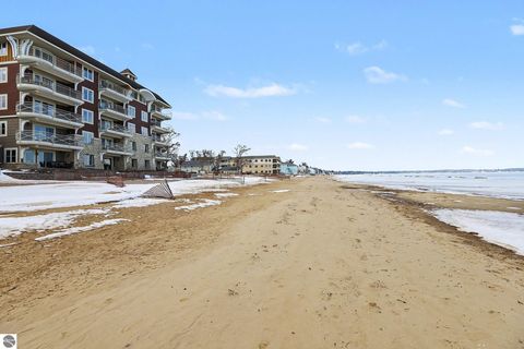 Tiny photo for 1941 US-31 N #15, Traverse City, MI 49686 (MLS # 1942817)