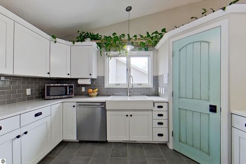 Tiny photo for 1225 Abbey Lane, Mt Pleasant, MI 48858 (MLS # 1943252)