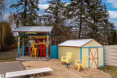 Tiny photo for 1225 Abbey Lane, Mt Pleasant, MI 48858 (MLS # 1943252)