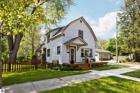 Tiny photo for 314 Barlow Street, Traverse City, MI 49686 (MLS # 1945918)