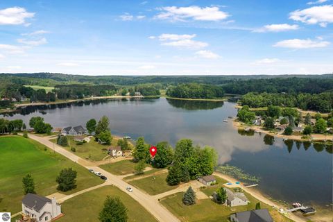 Tiny photo for 9301 E 50 Road, Cadillac, MI 49601 (MLS # 1942906)