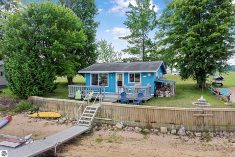 Tiny photo for 9301 E 50 Road, Cadillac, MI 49601 (MLS # 1942906)