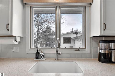 Tiny photo for 980 Glencoe Road, Alma, MI 48801 (MLS # 1943215)