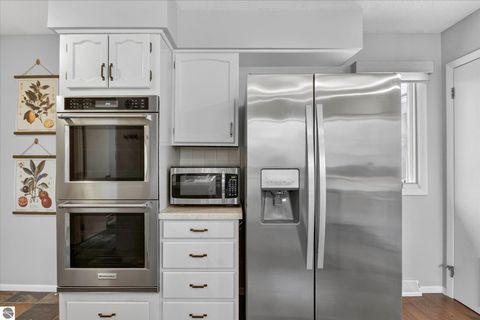 Tiny photo for 980 Glencoe Road, Alma, MI 48801 (MLS # 1943215)