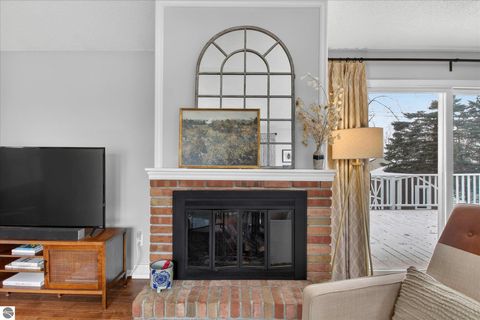 Tiny photo for 980 Glencoe Road, Alma, MI 48801 (MLS # 1943215)