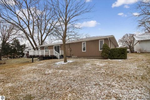 Tiny photo for 980 Glencoe Road, Alma, MI 48801 (MLS # 1943215)