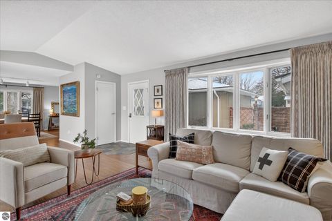 Tiny photo for 980 Glencoe Road, Alma, MI 48801 (MLS # 1943215)