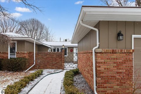 Tiny photo for 980 Glencoe Road, Alma, MI 48801 (MLS # 1943215)