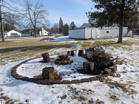 Tiny photo for 534 S Main Street, Au Gres, MI 48703 (MLS # 1941522)