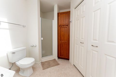 Tiny photo for 1604 E Gaylord Street, Mt Pleasant, MI 48858 (MLS # 1944953)