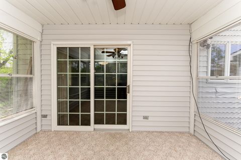 Tiny photo for 1604 E Gaylord Street, Mt Pleasant, MI 48858 (MLS # 1944953)