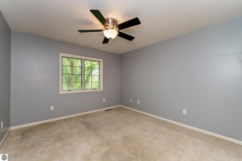 Tiny photo for 1604 E Gaylord Street, Mt Pleasant, MI 48858 (MLS # 1944953)
