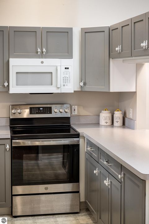 Tiny photo for 904 Bertina Lane, Traverse City, MI 49696 (MLS # 1944343)