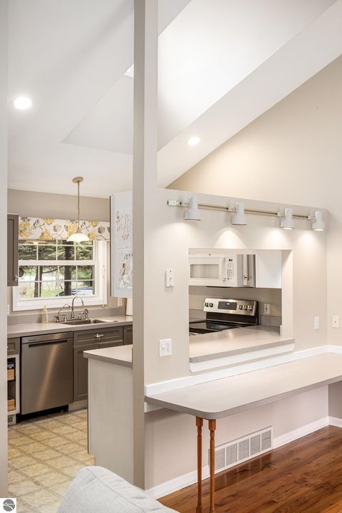 Tiny photo for 904 Bertina Lane, Traverse City, MI 49696 (MLS # 1944343)