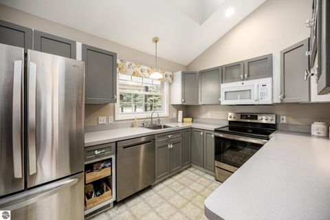 Tiny photo for 904 Bertina Lane, Traverse City, MI 49696 (MLS # 1944343)