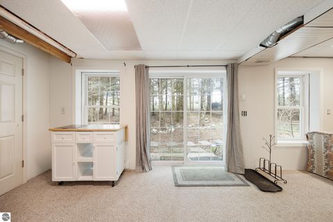 Tiny photo for 904 Bertina Lane, Traverse City, MI 49696 (MLS # 1944343)