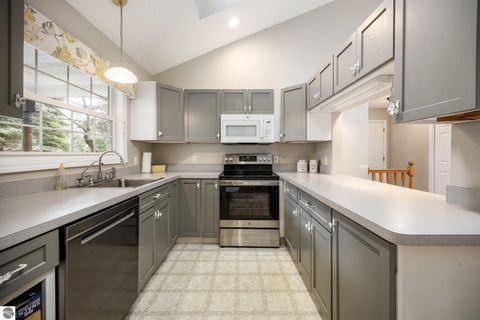 Tiny photo for 904 Bertina Lane, Traverse City, MI 49696 (MLS # 1944343)