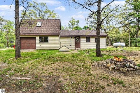 Tiny photo for 4359 Deerland Road, Oscoda, MI 48750 (MLS # 1945794)