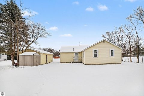 Tiny photo for 2162 3rd Street, Mt Pleasant, MI 48858 (MLS # 1941902)
