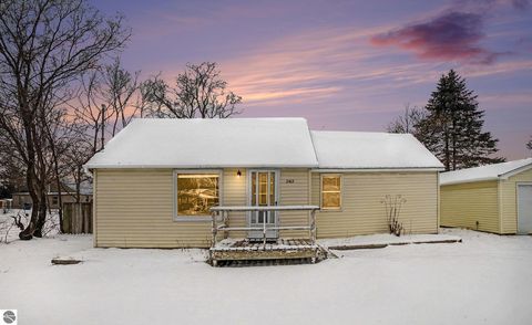 Tiny photo for 2162 3rd Street, Mt Pleasant, MI 48858 (MLS # 1941902)