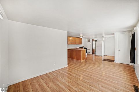 Tiny photo for 2162 3rd Street, Mt Pleasant, MI 48858 (MLS # 1941902)