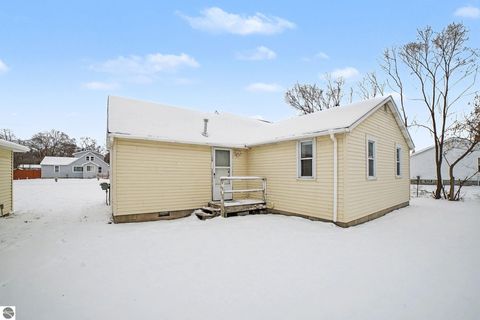 Tiny photo for 2162 3rd Street, Mt Pleasant, MI 48858 (MLS # 1941902)