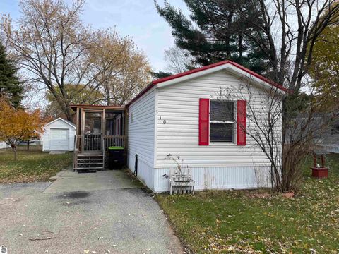 Tiny photo for 310 Kristy Jo Street, Cadillac, MI 49601 (MLS # 1948168)