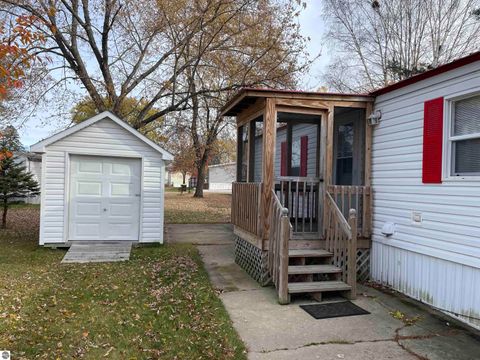 Tiny photo for 310 Kristy Jo Street, Cadillac, MI 49601 (MLS # 1948168)