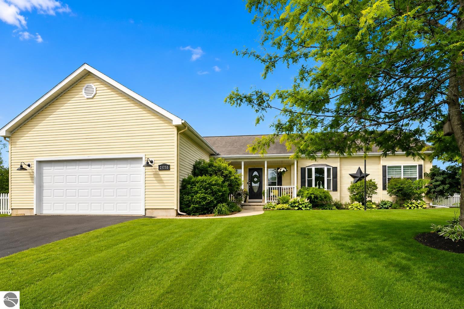 Photo 1 of 99 — 21233 Forest Trail, Big Rapids, MI 49307