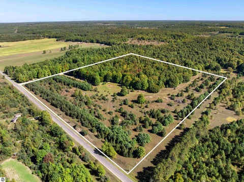 Tiny photo for 21125 Valencourt Road, Copemish, MI 49625 (MLS # 1950954)