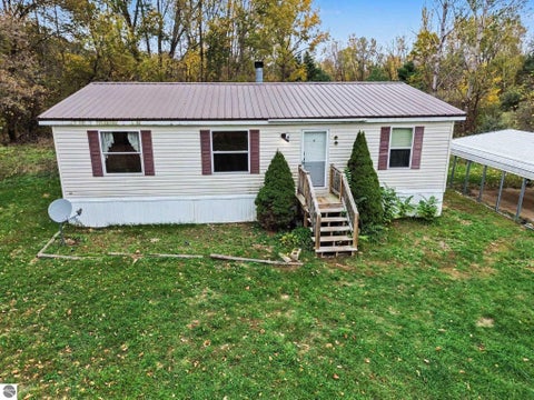Tiny photo for 5176 N State Road, Alma, MI 48801 (MLS # 1951672)